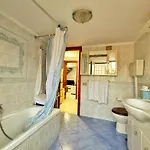 Apartment Laura House Naples