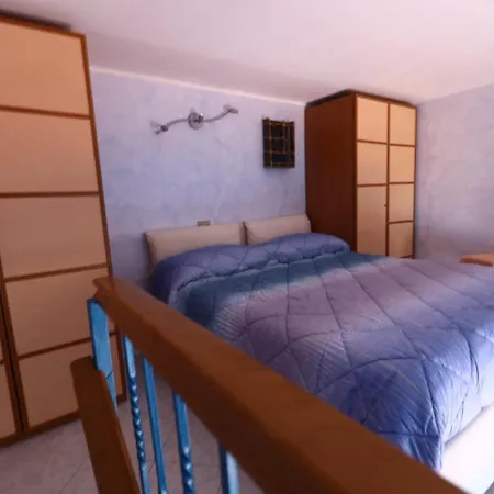 Laura House Apartment *